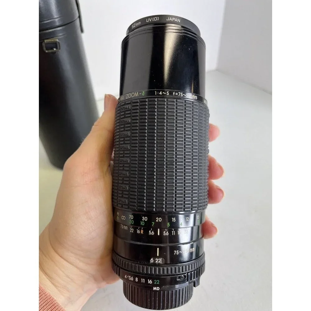 Sigma Zoom-8 Lens 1: 4-5 F=75-250mm Zoom Multi Coated Made In Japan 915709 Case
